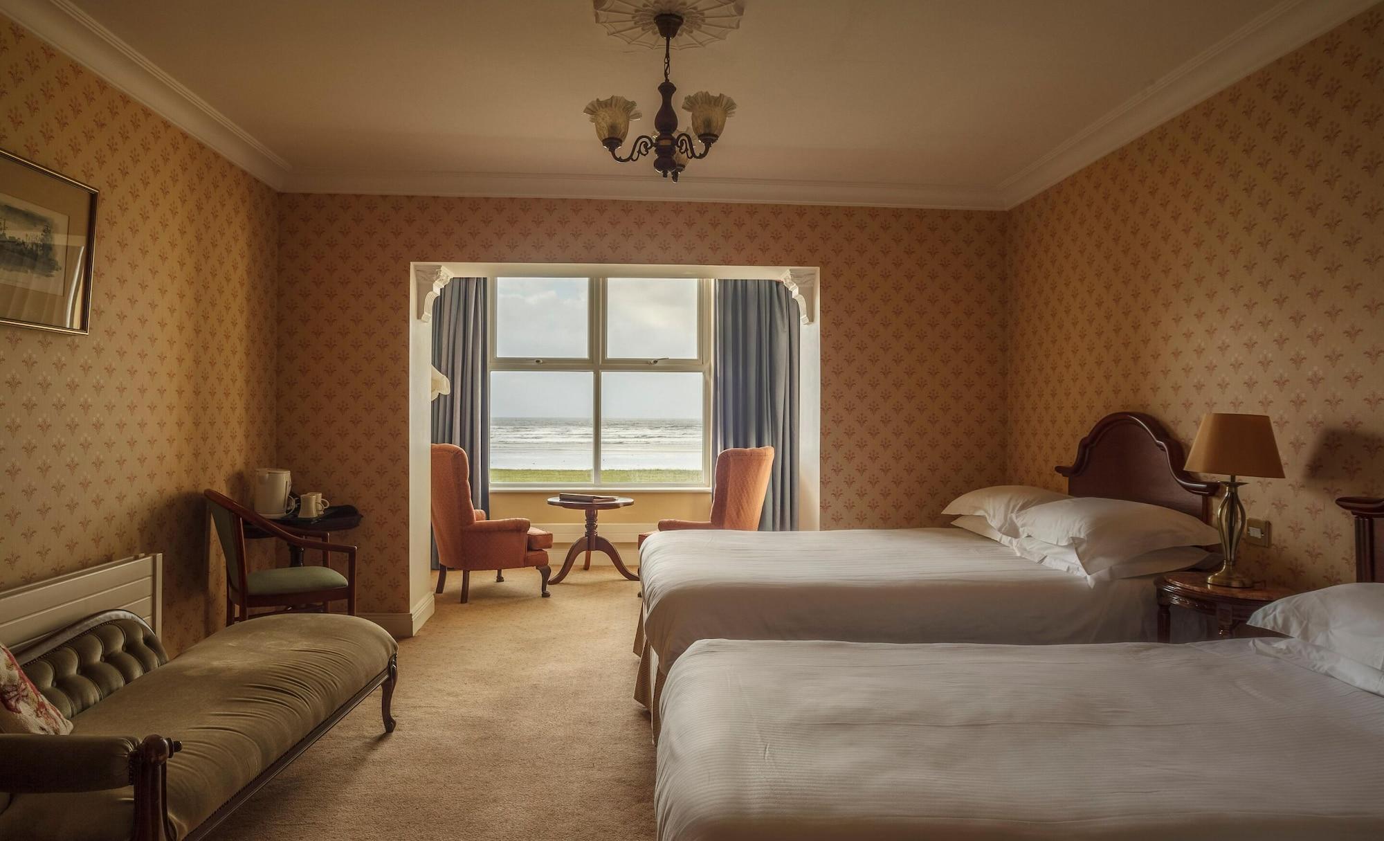 The Sandhouse Hotel And Marine Spa 도니골 외부 사진
